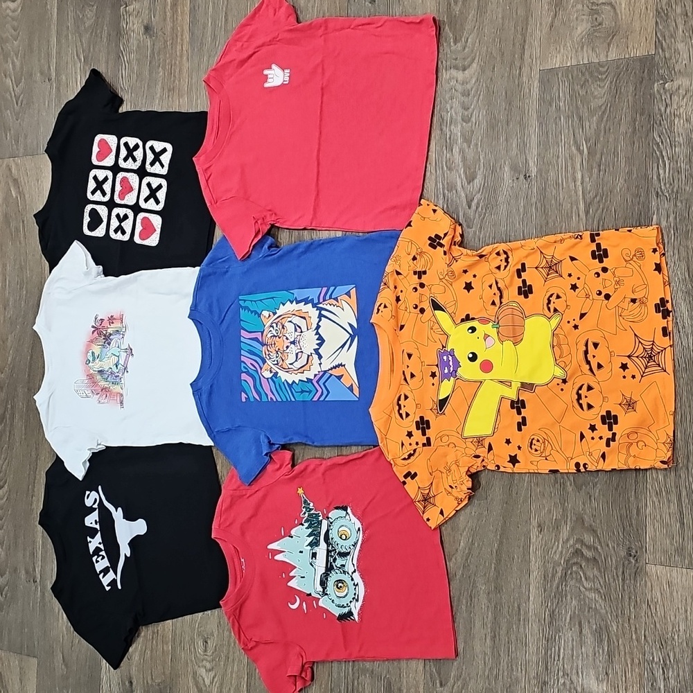 Boys Bundle Of Tees Size XS(4/5)